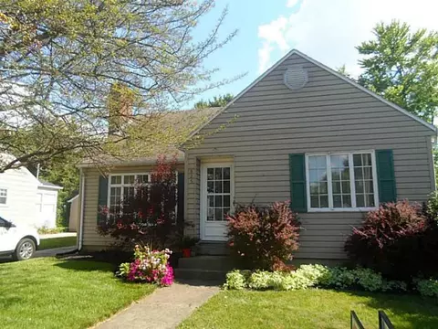 825 W Second, Springfield, OH 45504 photo 2