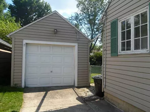 825 W Second, Springfield, OH 45504 photo 3