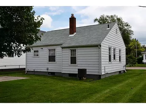 1818 Charles, Springfield, OH 45505 photo 17