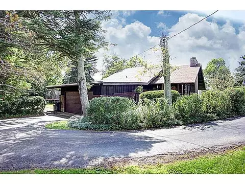 655 Shrine, Springfield, OH 45504 photo 2
