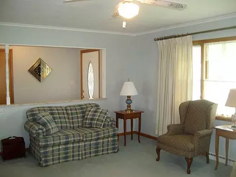 415 E Fulton St, Celina, OH 45822 photo 4