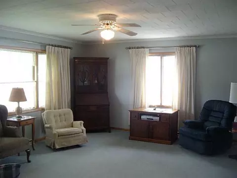 415 E Fulton St, Celina, OH 45822 photo 2
