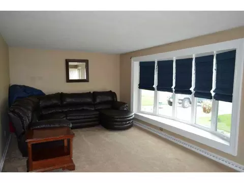 1627 Thomas Dr, Springfield, OH 45503 photo 4