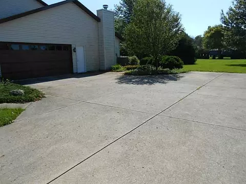 3681 Marbella, Springfield, OH 45502 photo 5