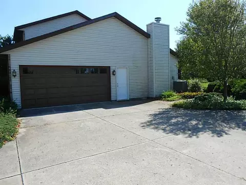3681 Marbella, Springfield, OH 45502 photo 4
