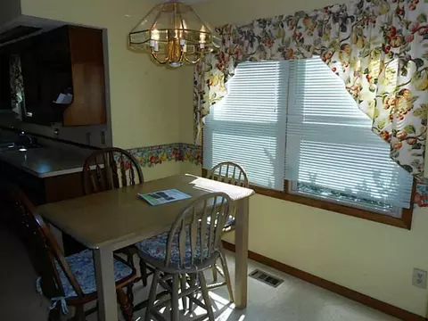 3681 Marbella, Springfield, OH 45502 photo 12
