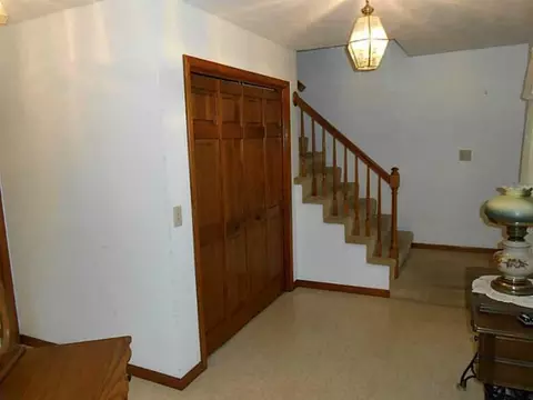 3681 Marbella, Springfield, OH 45502 photo 8