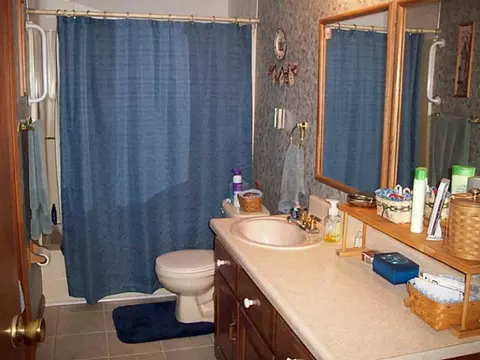 175 N Sayers, Troy, OH 45373 photo 5