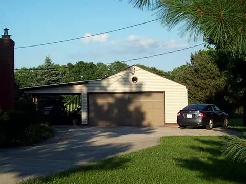 175 N Sayers, Troy, OH 45373 photo 2