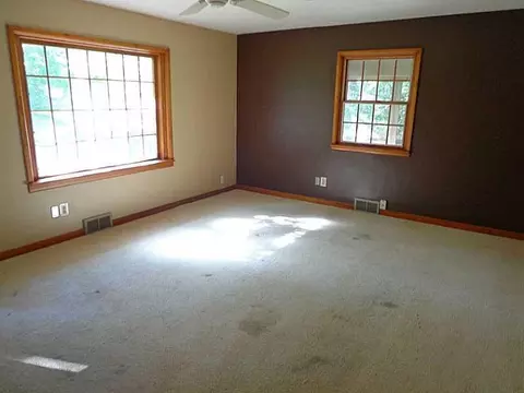 207 E Downey, Springfield, OH 45504 photo 2