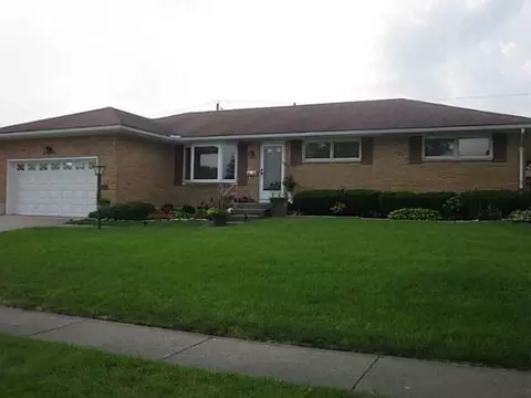 1922 Kimberly Cir, Springfield, OH 45503 photo 1