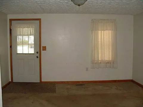 2049 Rutland Ave, Springfield, OH 45505 photo 3