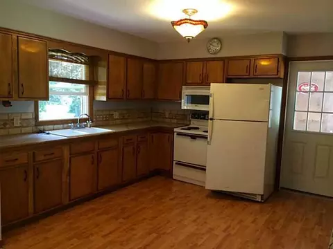 1370 W Sparrow Rd, Springfield, OH 45502 photo 13
