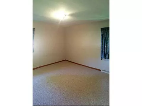 1370 W Sparrow Rd, Springfield, OH 45502 photo 21