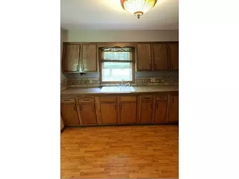 1370 W Sparrow Rd, Springfield, OH 45502 photo 10