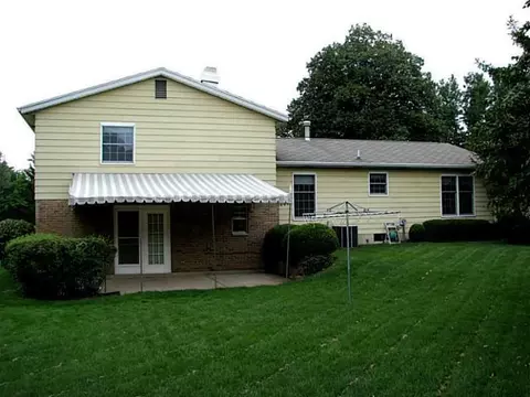 700 Torrence Dr, Springfield, OH 45503 photo 3