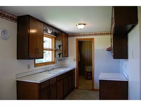 1807 Montego, Springfield, OH 45503 photo 2