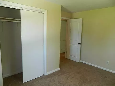 2673 E Possum, Springfield, OH 45502 photo 18