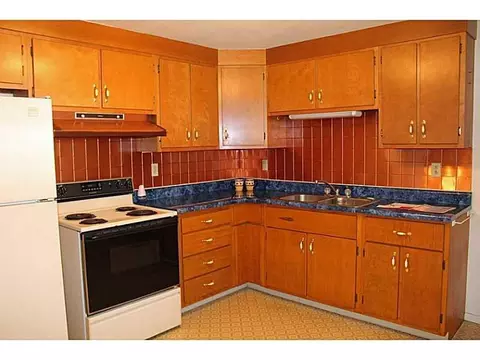 2908 Cavins Dr, Springfield, OH 45503 photo 4
