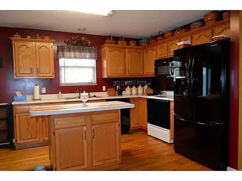 4369 Tulane Rd, Springfield, OH 45503 photo 7