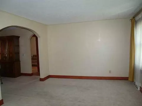 1752 S York St, Springfield, OH 45505 photo 15