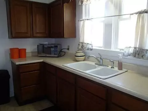 1752 S York St, Springfield, OH 45505 photo 7