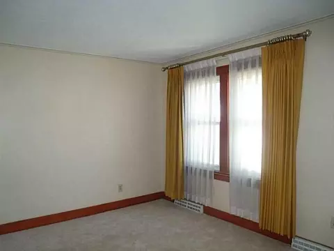 1752 S York St, Springfield, OH 45505 photo 14