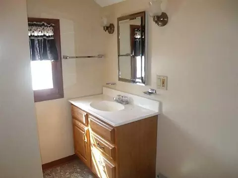 1752 S York St, Springfield, OH 45505 photo 18