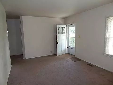 906 E Rose, Springfield, OH 45505 photo 12