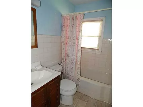 906 E Rose, Springfield, OH 45505 photo 4