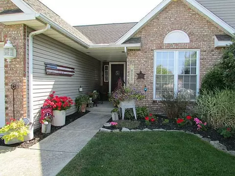 2820 Conestoga St, Springfield, OH 45503 photo 2