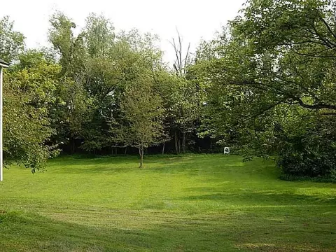 2525 E County Line Rd, Springfield, OH 45502 photo 4
