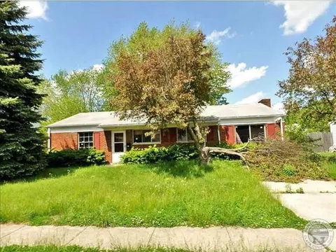 126 Corlington Dr, Springfield, OH 45506 photo 1