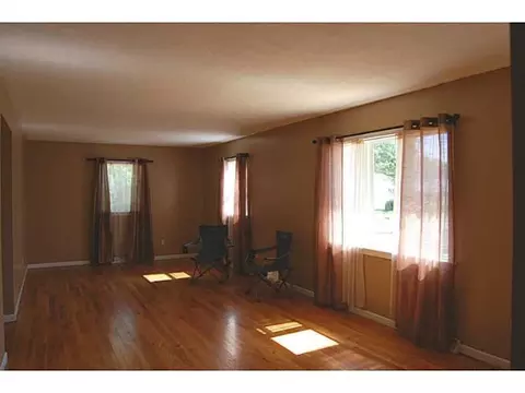 2822 Van Buren, Springfield, OH 45505 photo 4