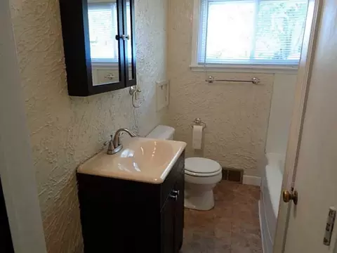 1686 W Sparrow, Springfield, OH 45502 photo 5