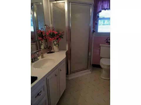 315 Holiday Dr, Springfield, OH 45505 photo 24