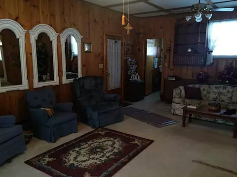315 Holiday Dr, Springfield, OH 45505 photo 4
