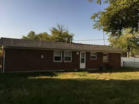 214 Sturgeon St, Springfield, OH 45506 photo 2