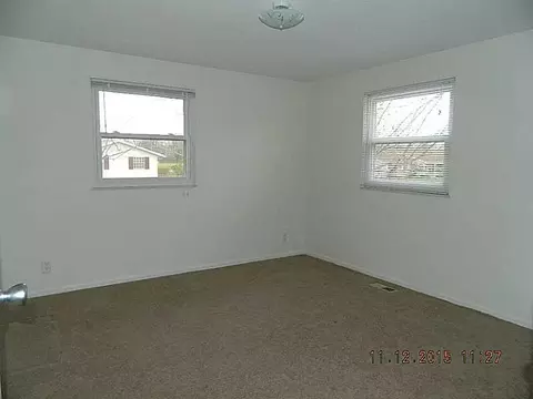 2304 Collins, Sidney, OH 45365 photo 8