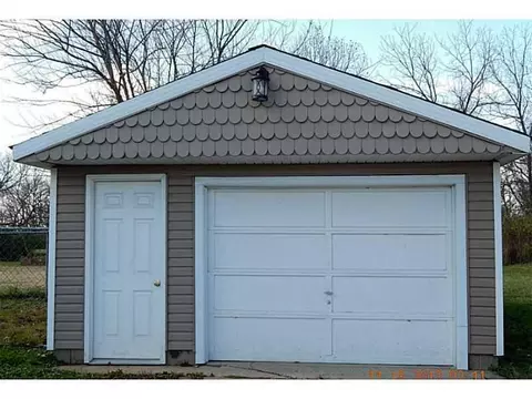 837 Montgomery Ave, Springfield, OH 45506 photo 2