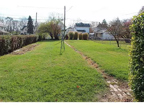 737 E Madison, Springfield, OH 45503 photo 18