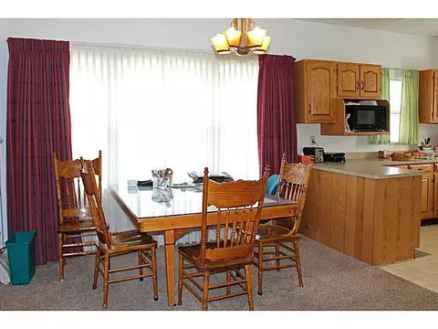 737 E Madison, Springfield, OH 45503 photo 8
