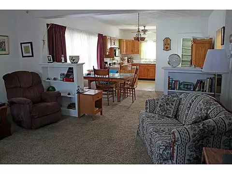 737 E Madison, Springfield, OH 45503 photo 5