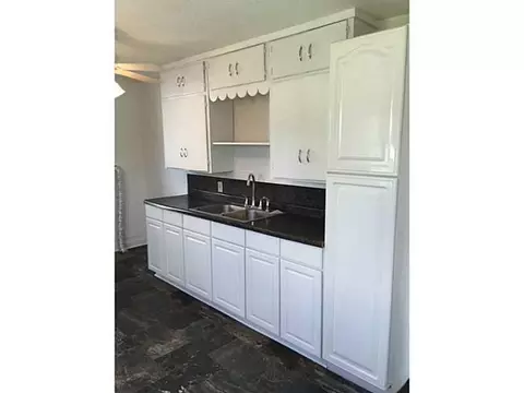 104 S Boggs, De Graff, OH 43318 photo 4