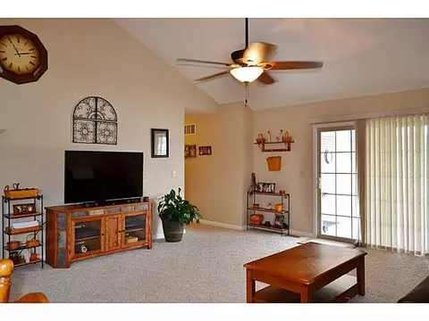 4611 Antrim Ln, Springfield, OH 45503 photo 5
