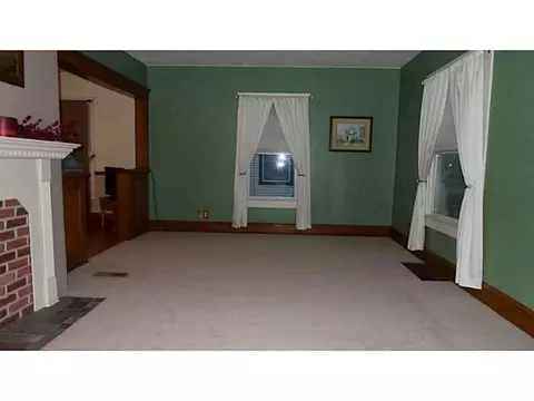 555 E Cecil St, Springfield, OH 45503 photo 14