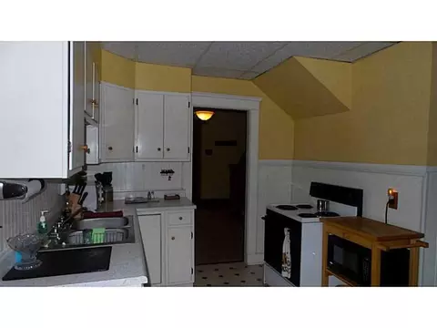 555 E Cecil St, Springfield, OH 45503 photo 11