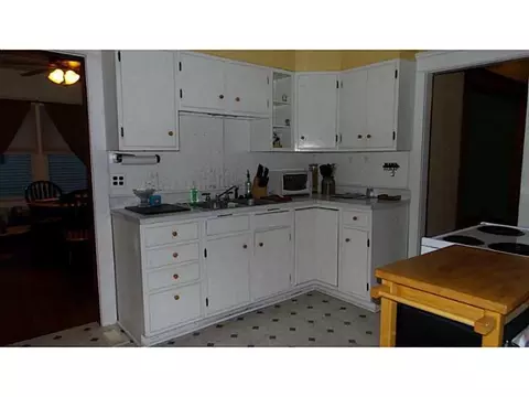 555 E Cecil St, Springfield, OH 45503 photo 10