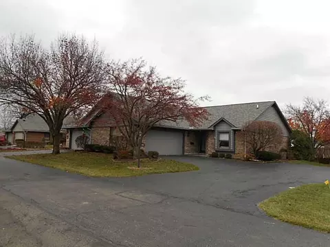 1906 Wedgewood #1906, Springfield, OH 45503 photo 1