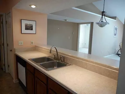 1906 Wedgewood #1906, Springfield, OH 45503 photo 10